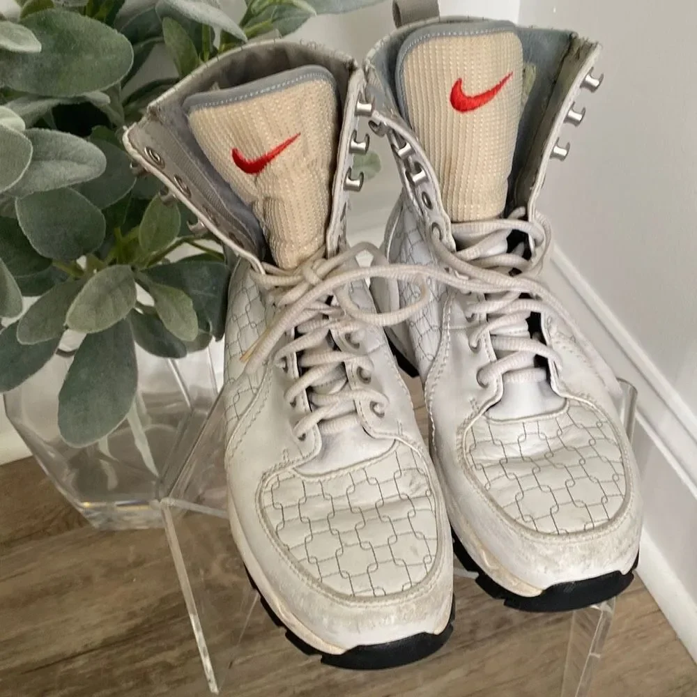Nike Air Max GOA VI ACG White/Silver Leather Sneaker Boots 311910-101 Women Size